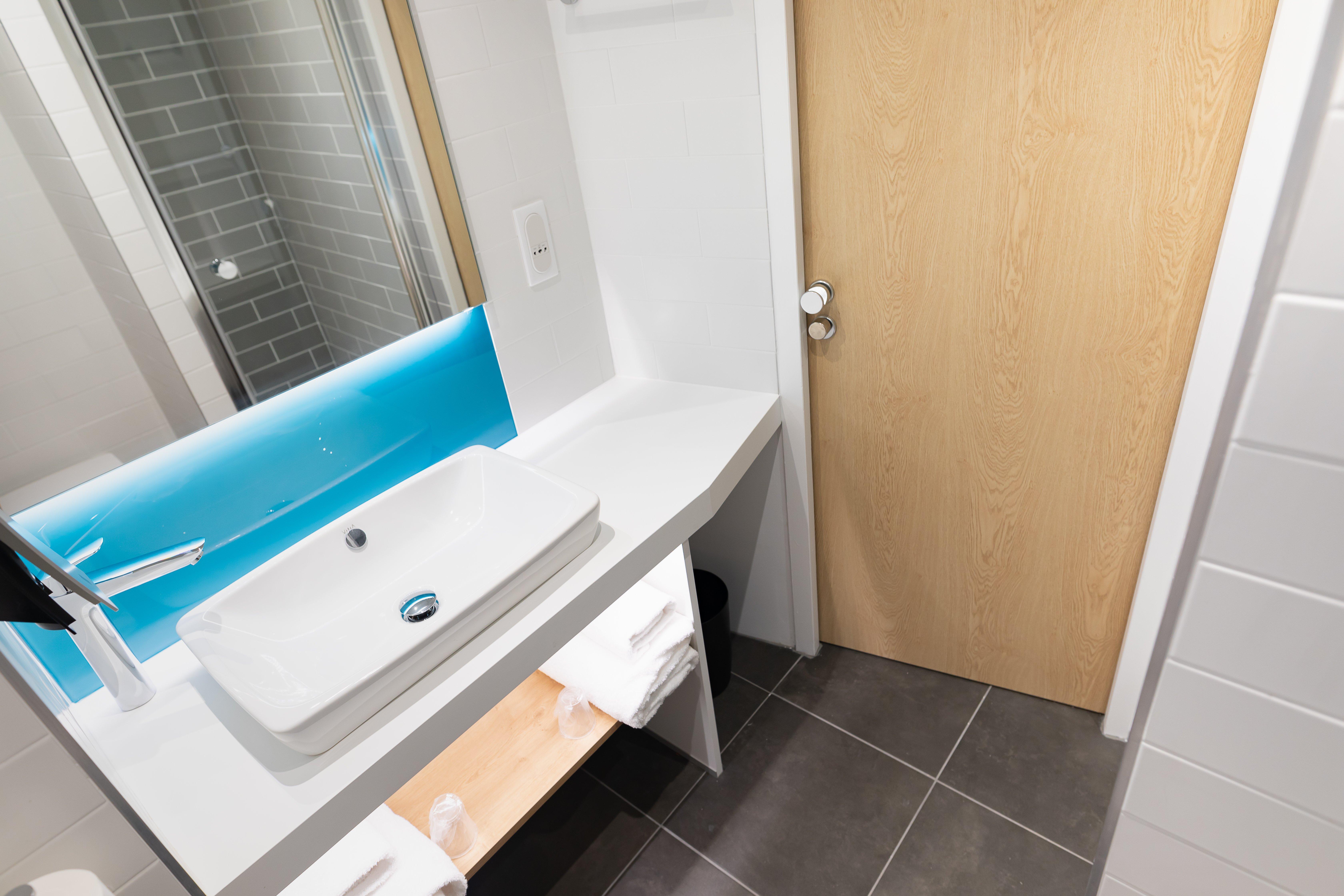 Holiday Inn Express Arras By Ihg Экстерьер фото